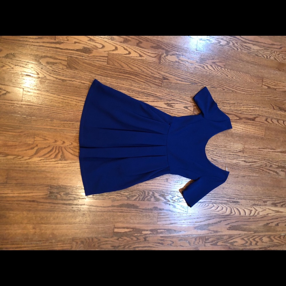 navy blue dress